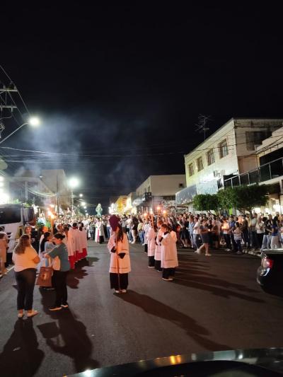 Procissão reúne milhares de fiéis em Laranjeiras do Sul e emociona comunidade na Sexta-feira Santa